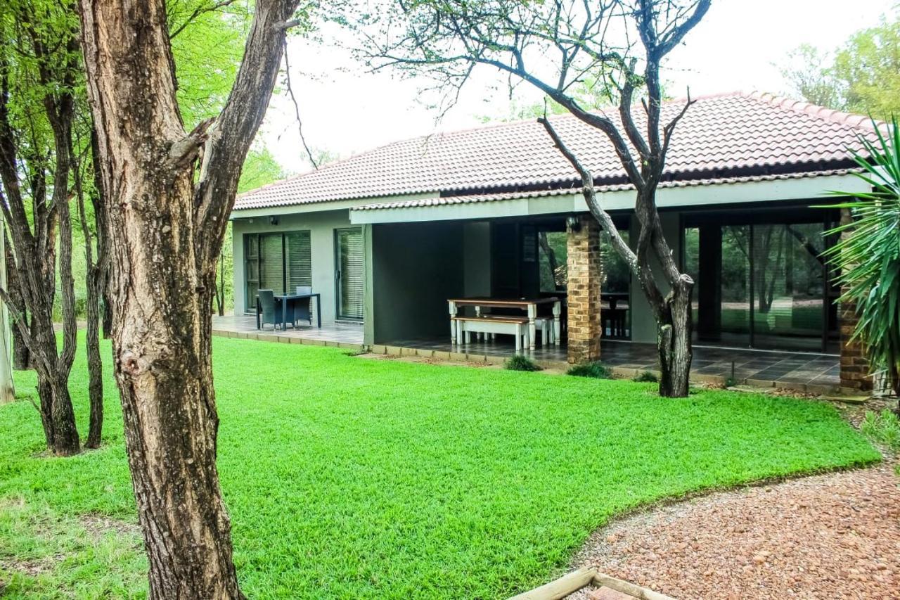 Rip Van Winkel Guest House Lephalale Exterior foto